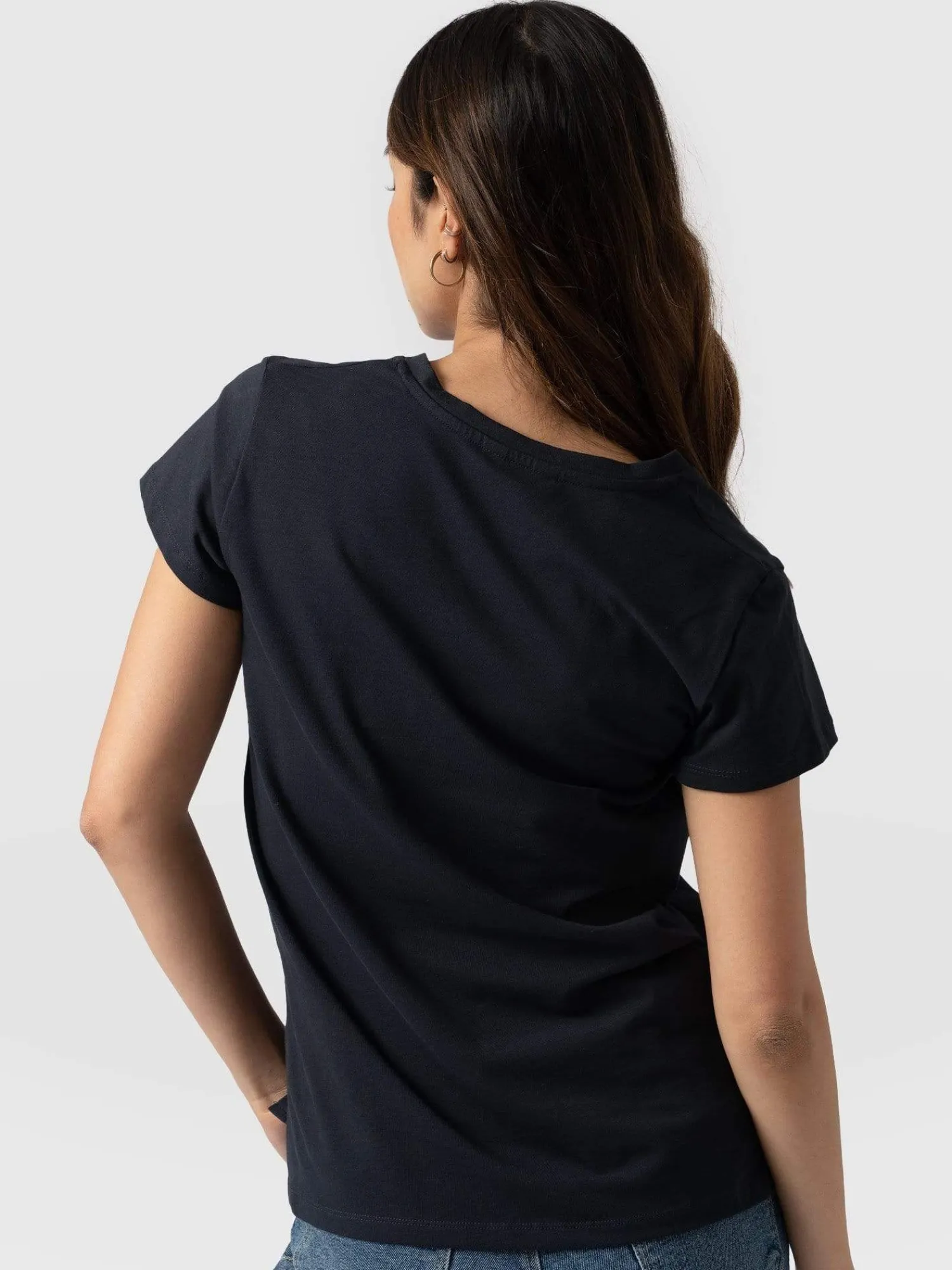 Sale Saint and Sofia Apartment Tee - Navy