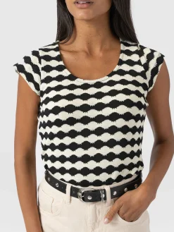 Discount Saint and Sofia Elise Scoop Neck Tee - Black/Cream