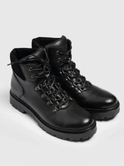Best Saint and Sofia Finchley Hiking Boot - Black