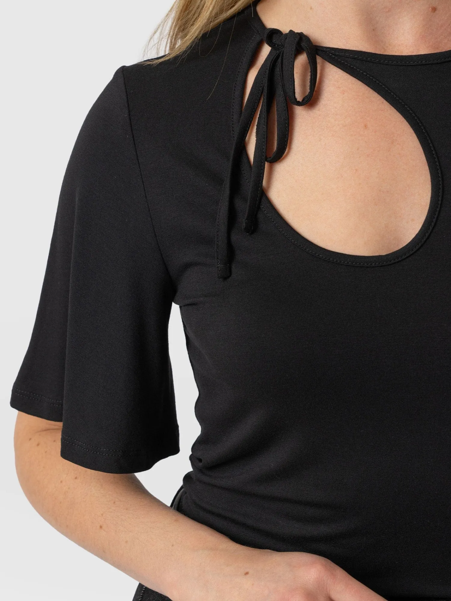 Best Saint and Sofia Freya Tie Tee - Black