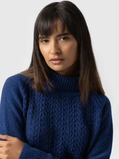 Sale Saint and Sofia Glen Cable Knit Sweater - Blue
