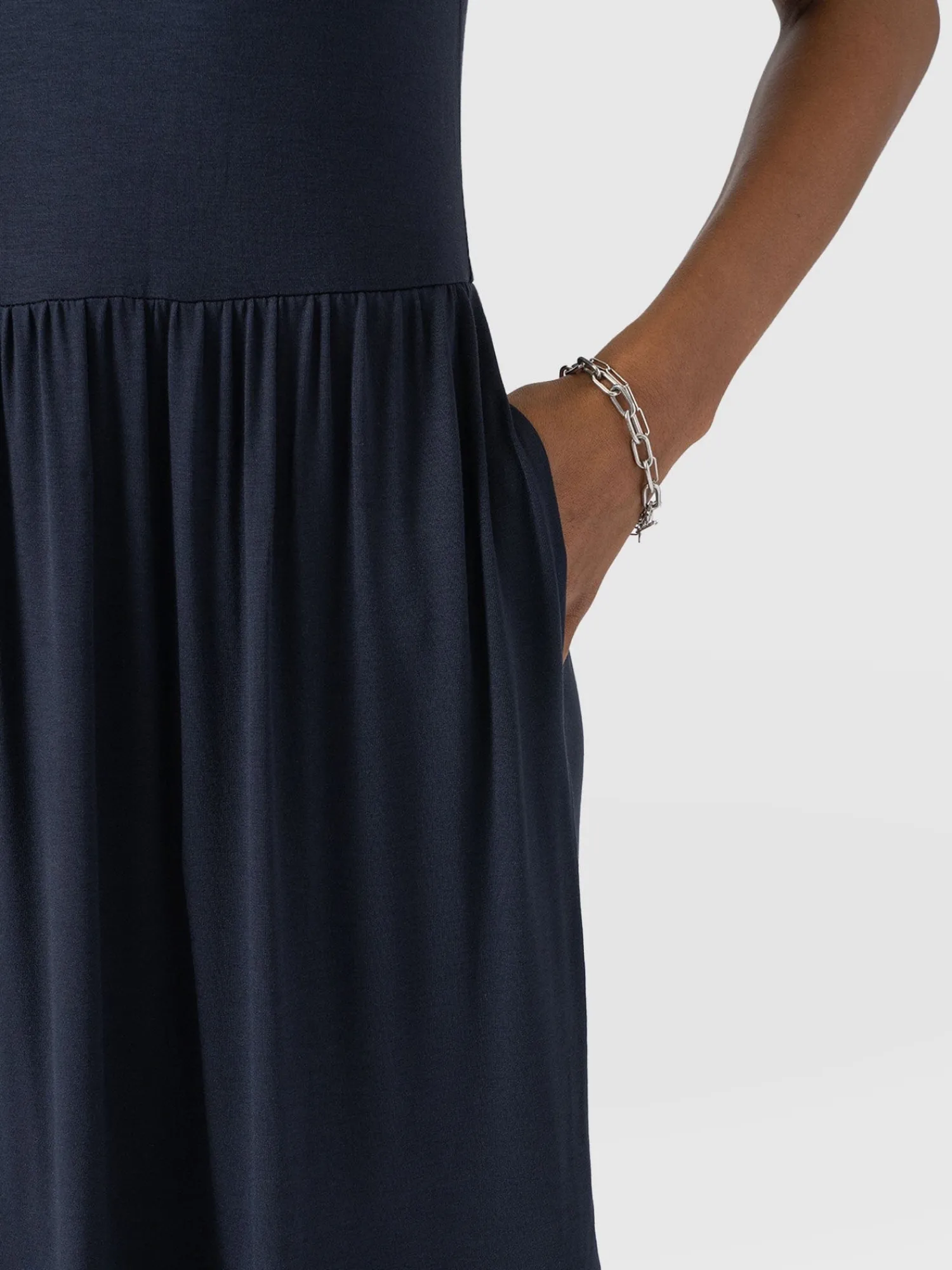 Discount Saint and Sofia Greenwich Dress - Navy