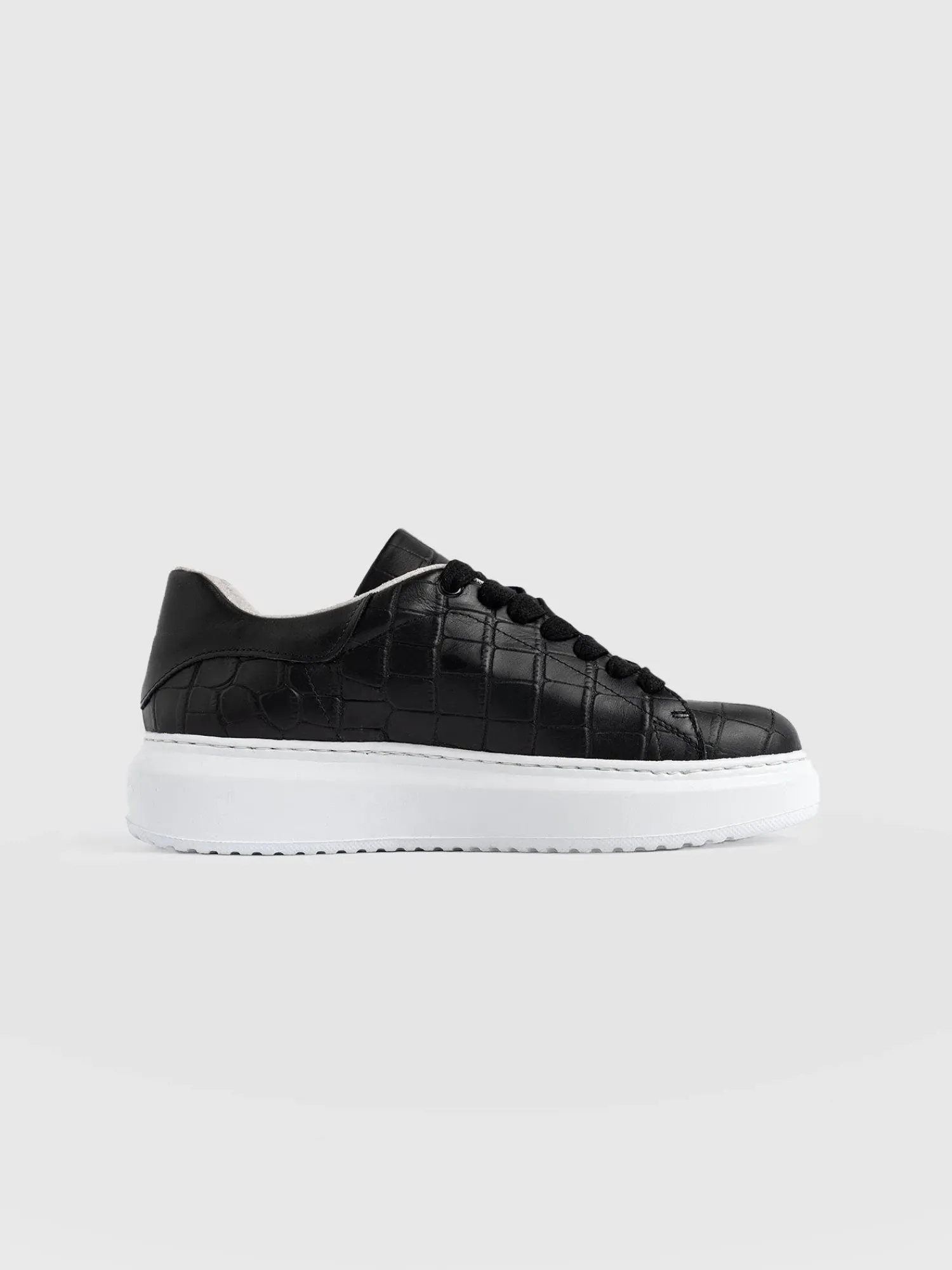 Fashion Saint and Sofia Hampstead Sneaker - Croc