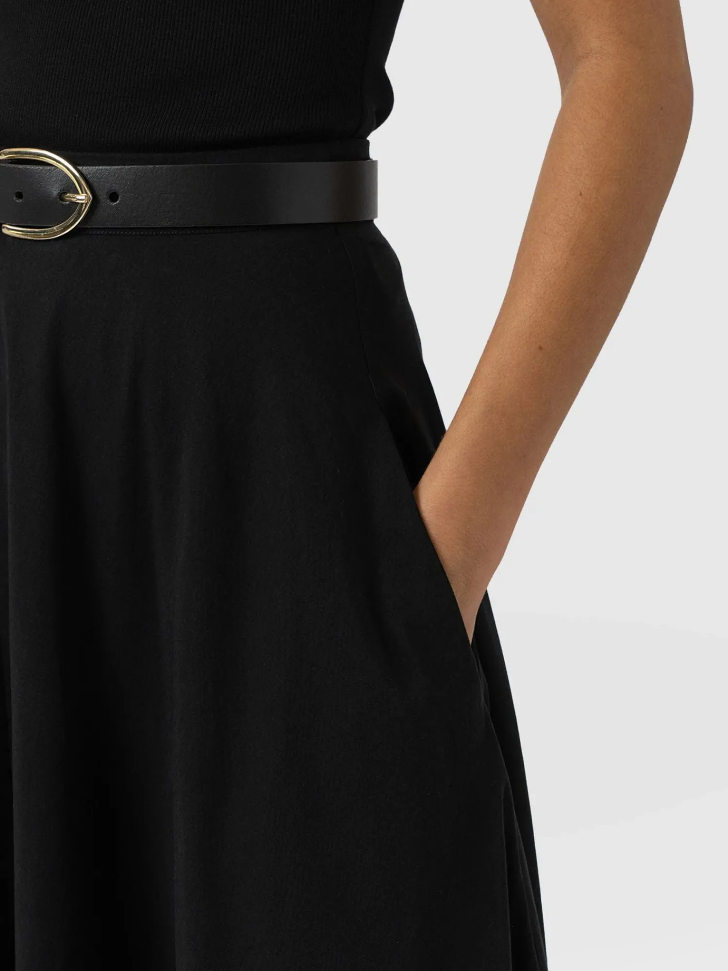 Online Saint and Sofia Noho Skirt - Black