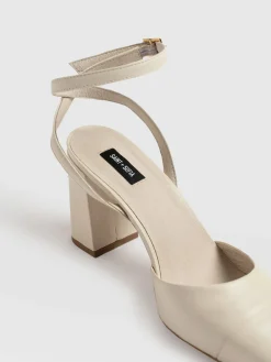Discount Saint and Sofia Rayner Cap Toe Heel - Cream