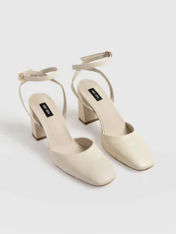Discount Saint and Sofia Rayner Cap Toe Heel - Cream