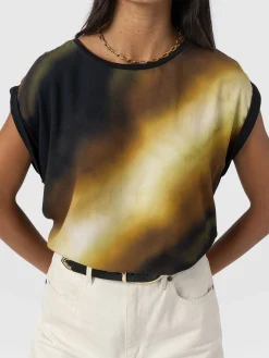 New Saint and Sofia Turn Up Contrast Tee - Yellow Gradient